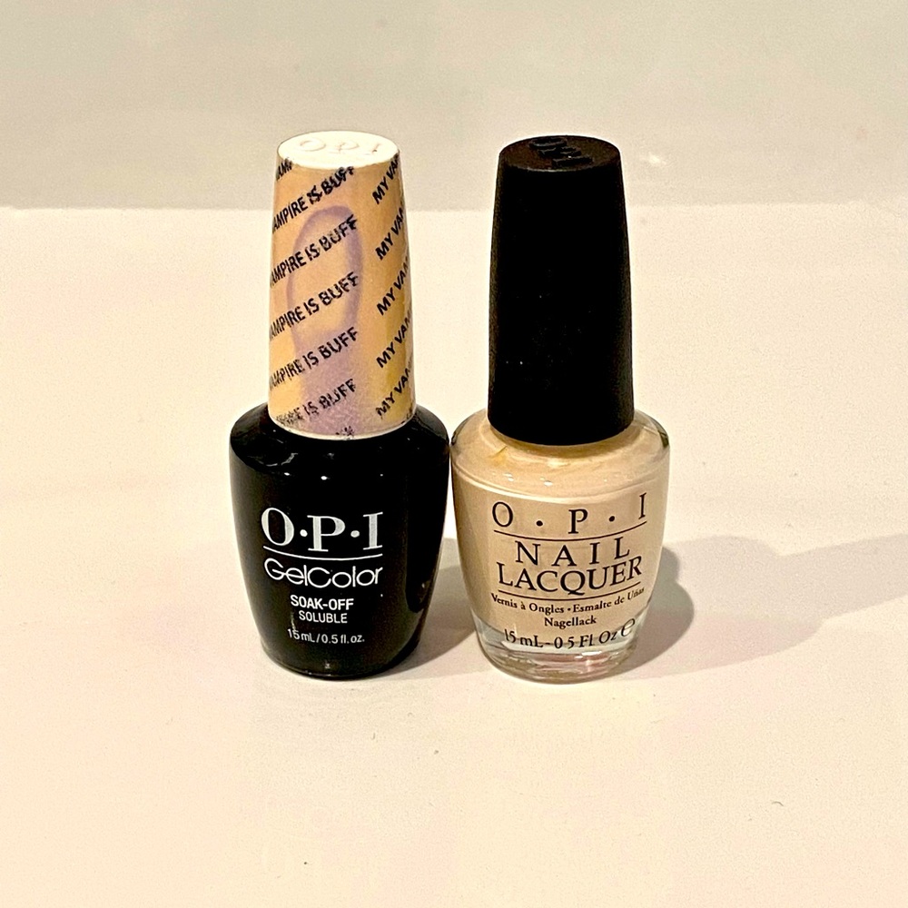 OPI gel set- My Vampire is Buff